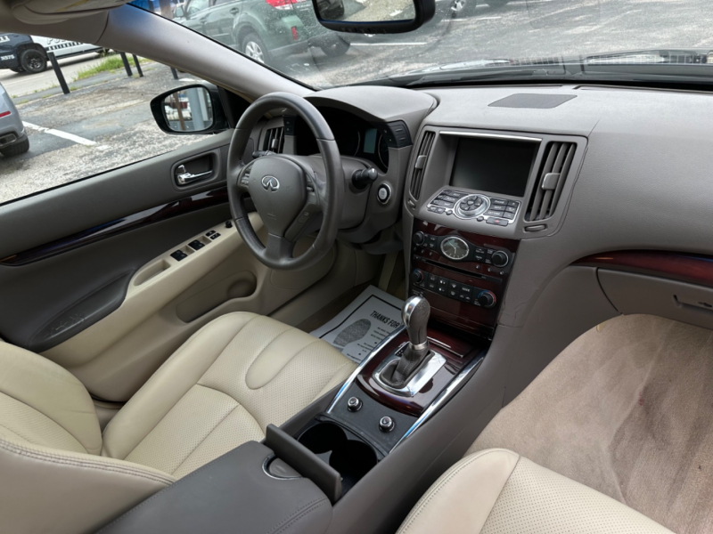 Infiniti G37 Sedan 2011 price $8,995