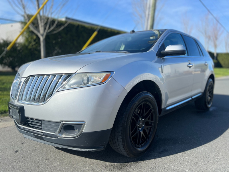 Lincoln MKX - AWD 2011 price $8,990