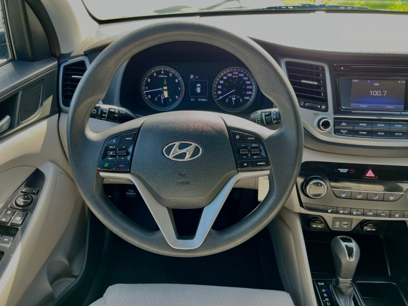 Hyundai Tucson 2017 price $15,990