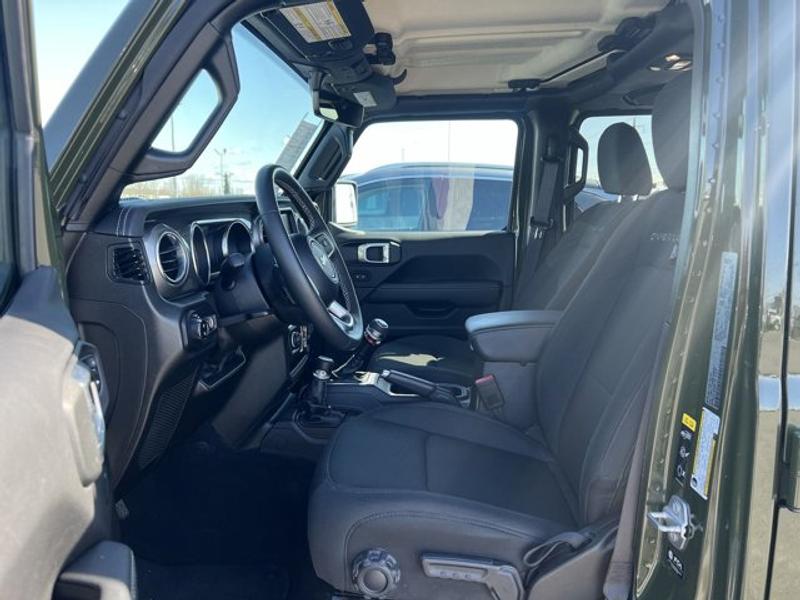 Jeep Gladiator 2022 price $39,950