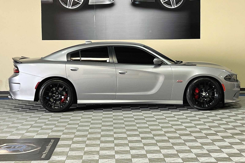 Dodge Charger 2016 price $27,800