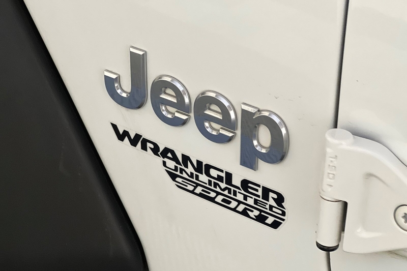 Jeep Wrangler Unlimited 2018 price $28,800