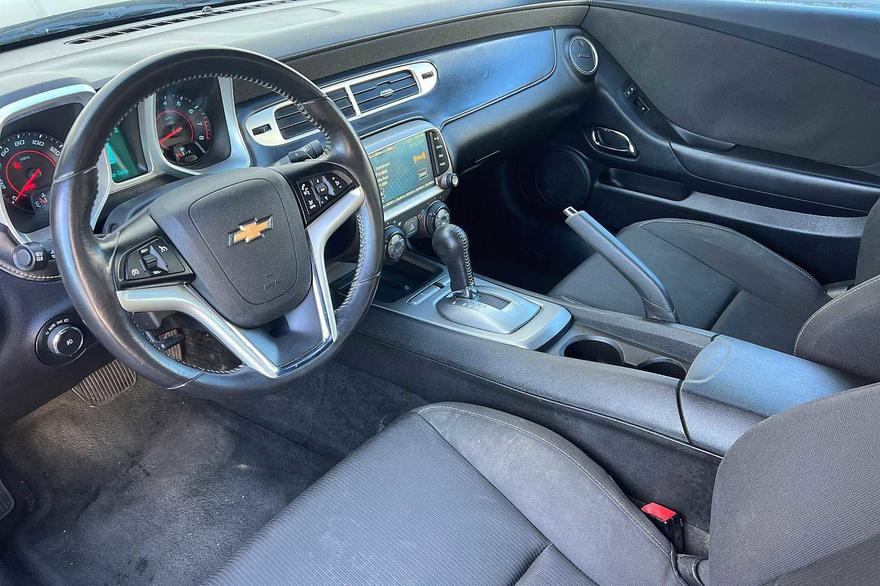Chevrolet Camaro 2015 price $17,800