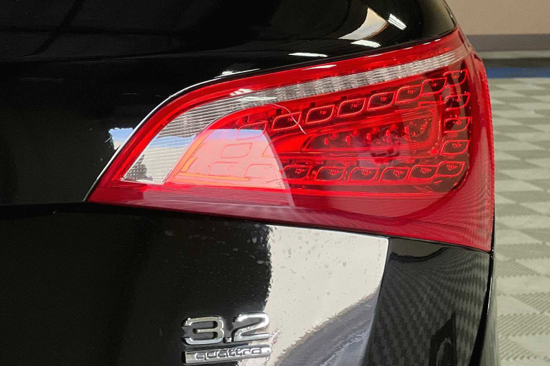 Audi Q5 2010 price $11,900