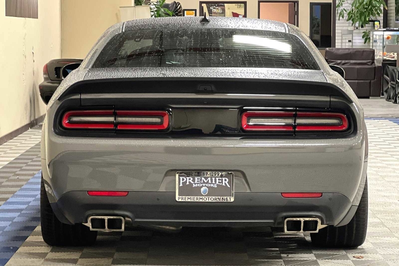 Dodge Challenger 2019 price $76,900