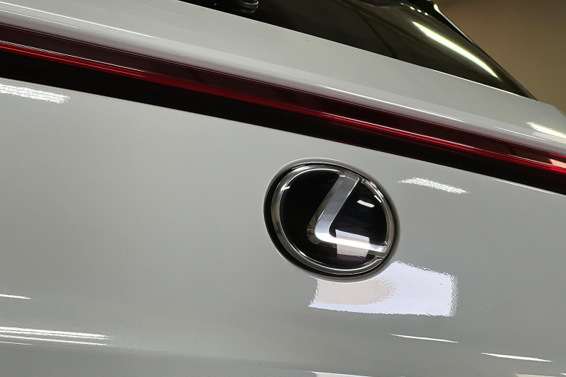 Lexus UX 2019 price $24,900