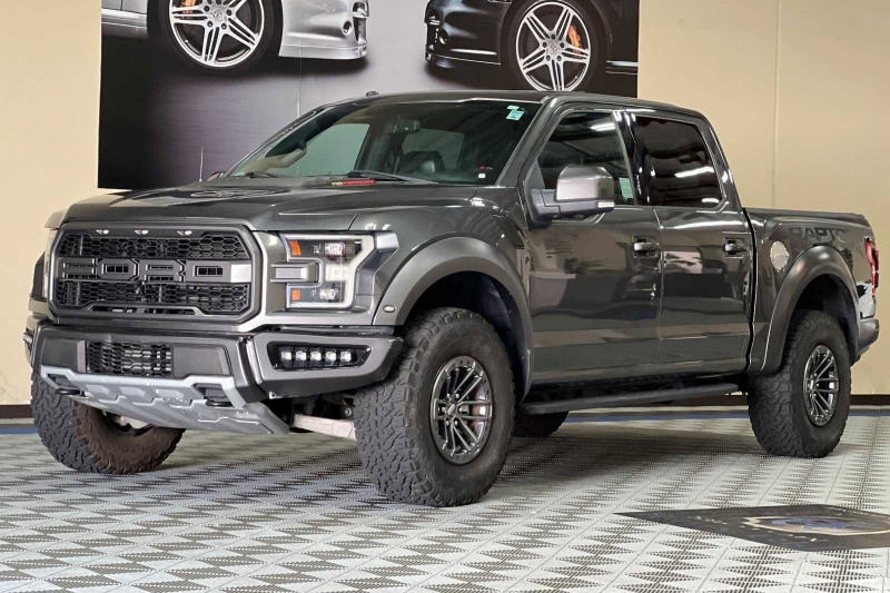 Ford F-150 2017 price $50,900