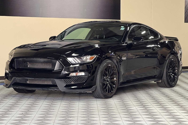Ford Mustang 2017 price $31,900