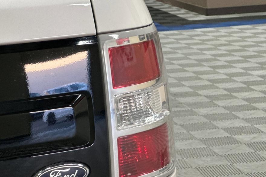 Ford Flex 2018 price $18,800