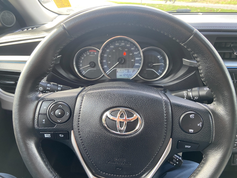 Toyota Corolla 2015 price $18,999