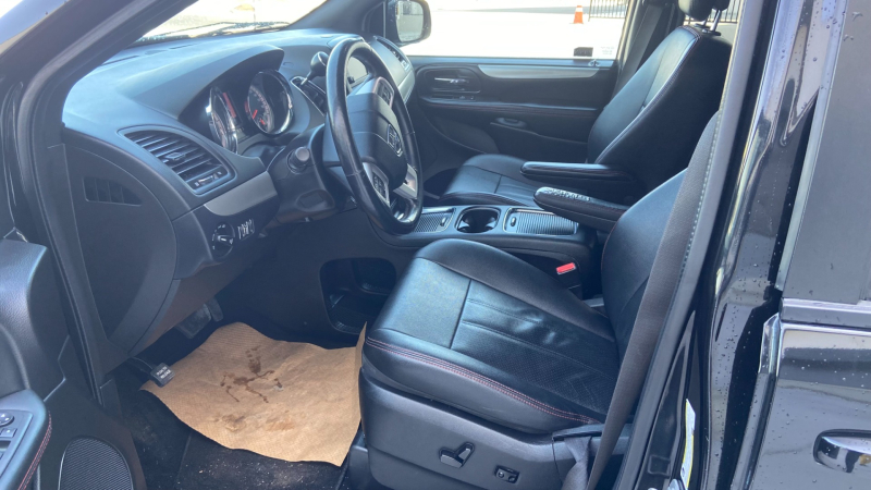 Dodge Grand Caravan 2018 price $24,999