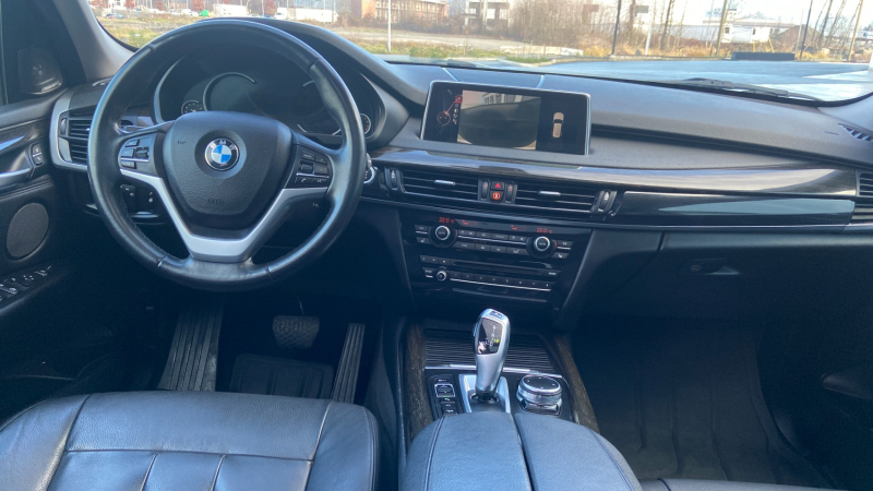 BMW X5 2016 price $25,999