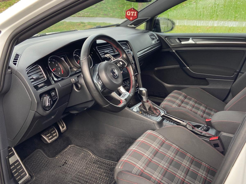 Volkswagen Golf GTI 2019 price $29,999
