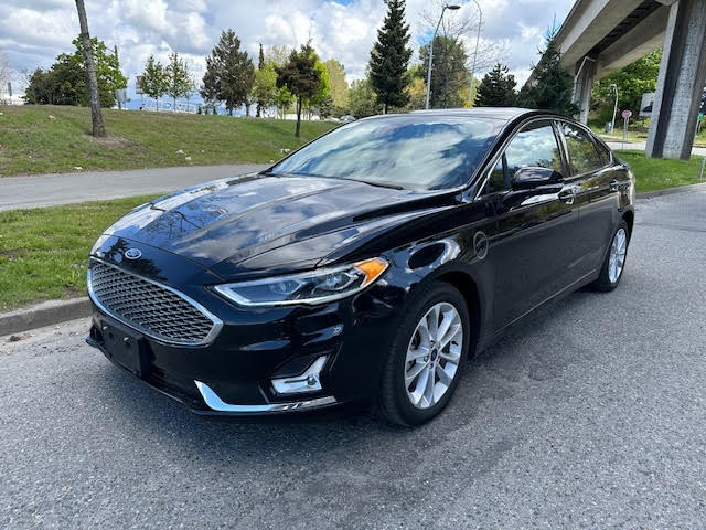 Ford Fusion Energi 2019 price $25,899