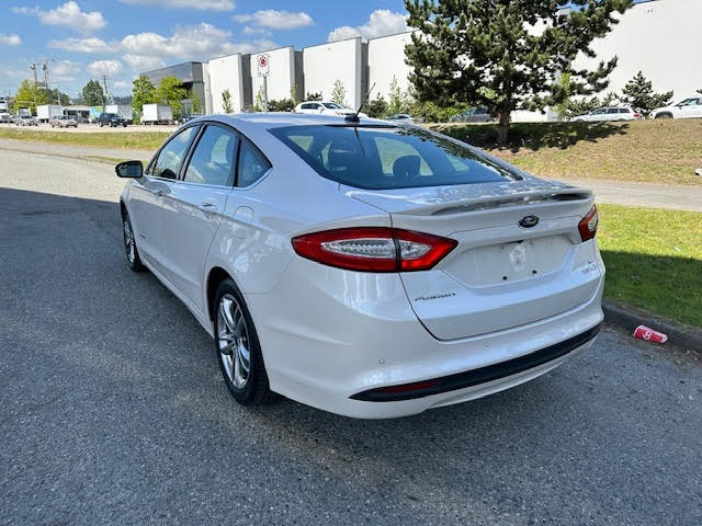 Ford Fusion 2016 price $17,999