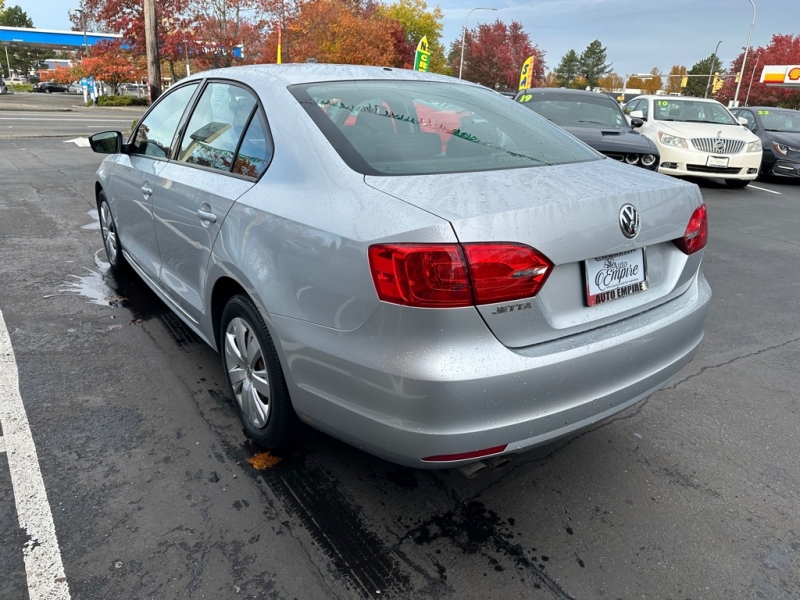 VOLKSWAGEN JETTA 2011 price Call for Pricing.