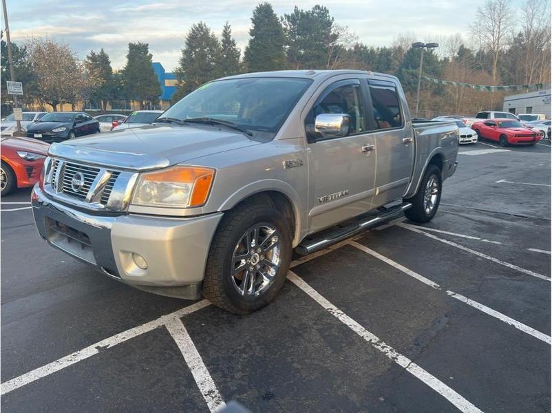 2014 NISSAN TITAN S