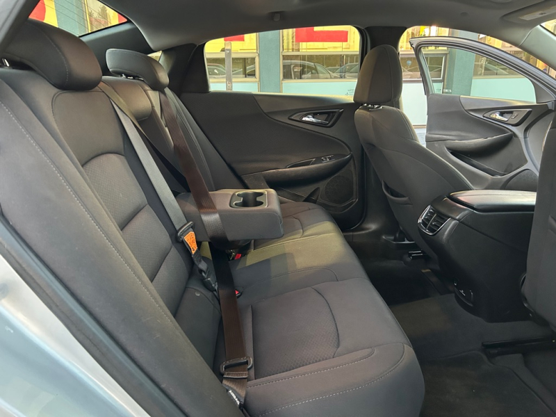 Chevrolet Malibu 2018 price $17,991