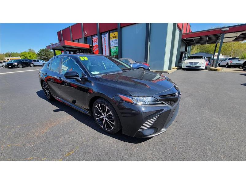 Toyota Camry 2019 price $23,991