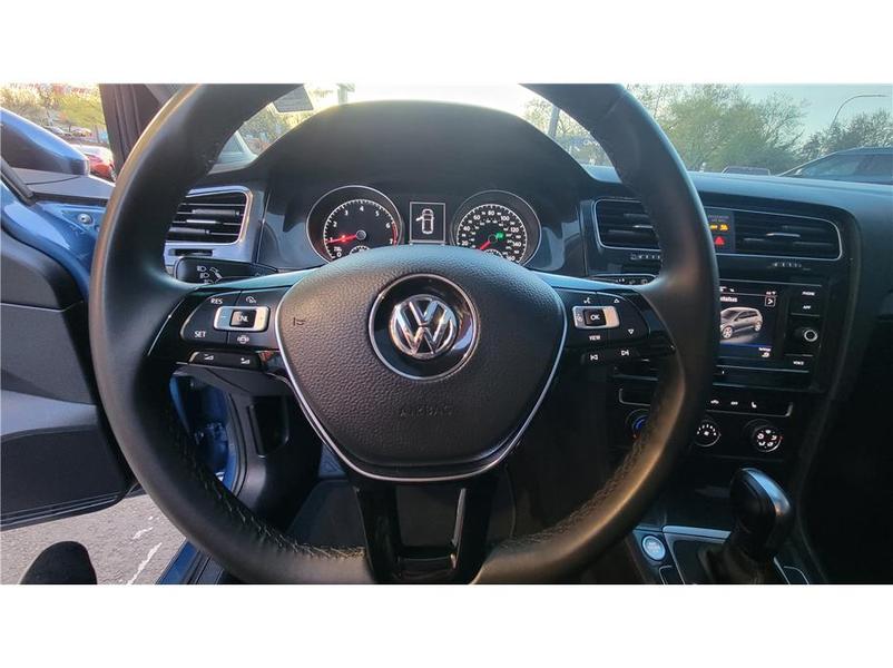 Volkswagen Golf 2021 price $21,991