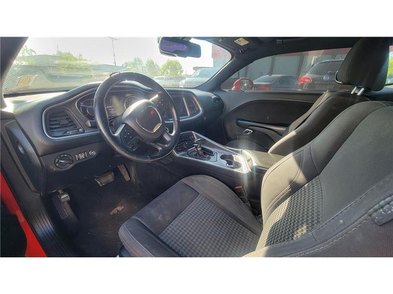 Dodge Challenger 2015 price $15,991