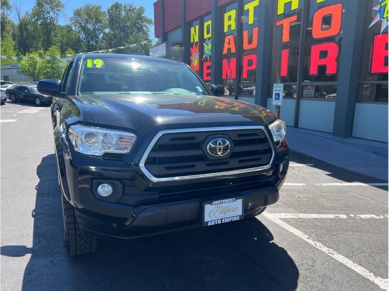 Toyota Tacoma Double Cab 2019 price $31,800
