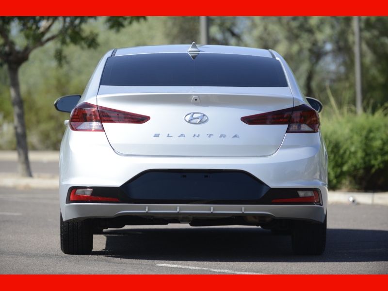 Hyundai Elantra 2019 price $14,555