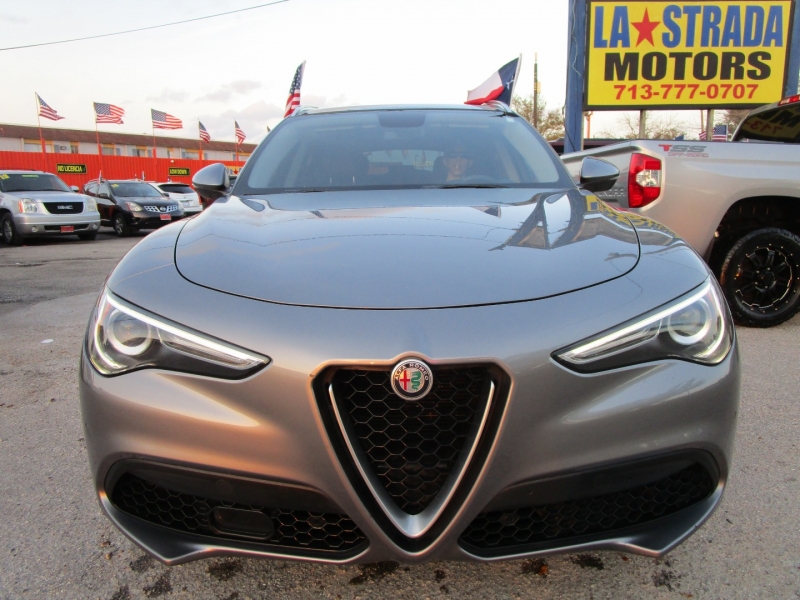Alfa Romeo Stelvio 2018 price $3,000 Down