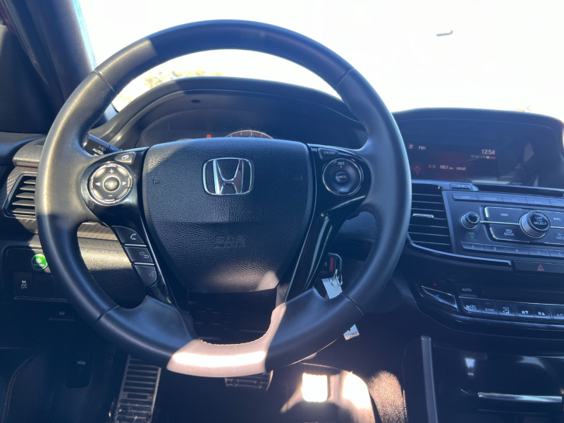 Honda Accord Sedan 2016 price $5,000