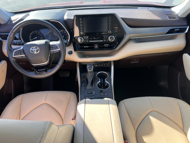 Toyota Highlander 2021 price $7,000