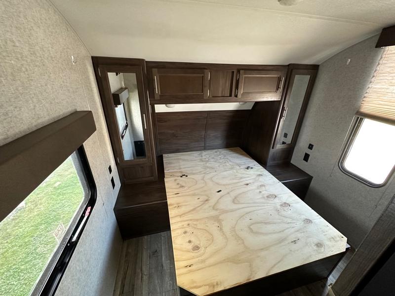 FOREST RIVER CHEROKEE 2018 price $22,500