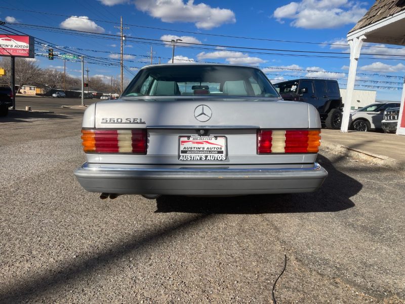 Mercedes-Benz 560 Series 1986 price $8,995