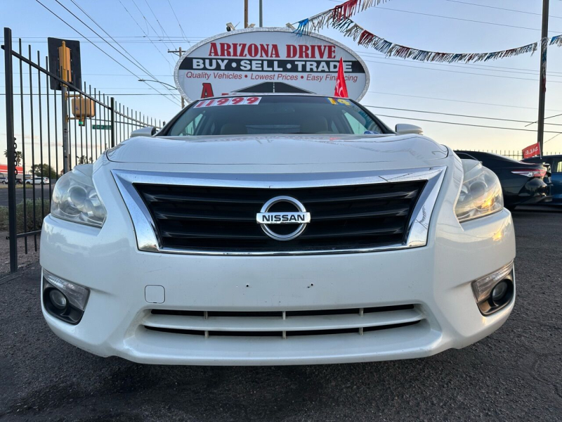 Nissan Altima 2014 price $11,999