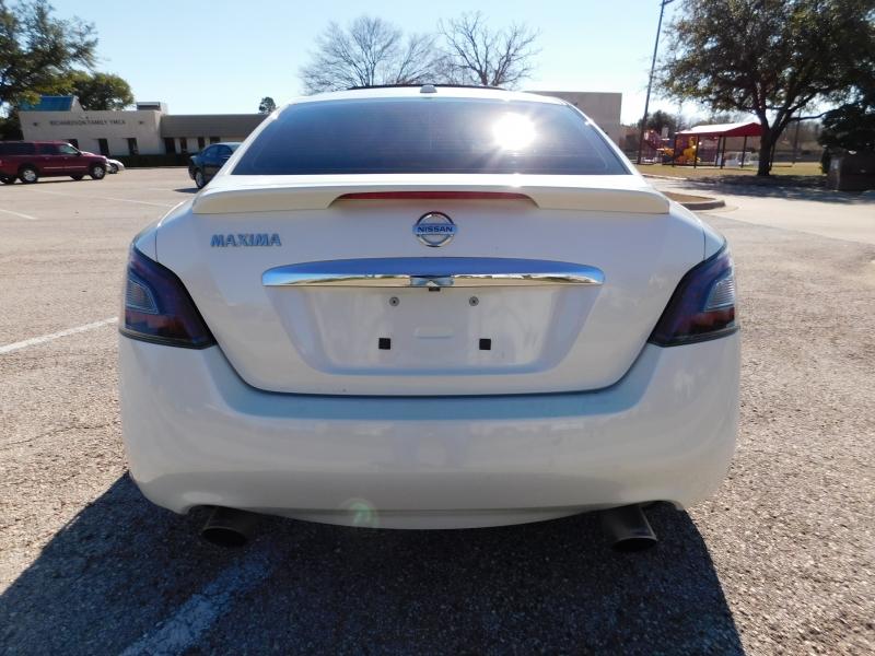 Nissan Maxima 2014 price $10,950