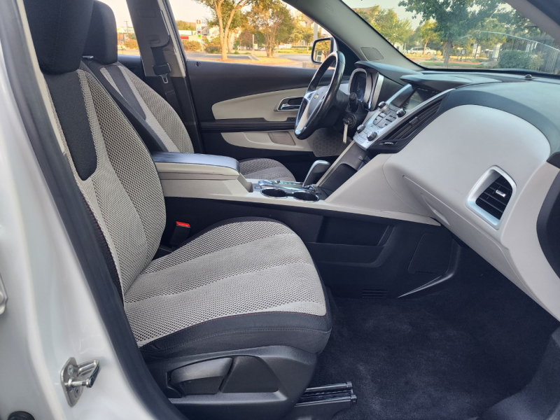 Chevrolet Equinox 2015 price $11,999