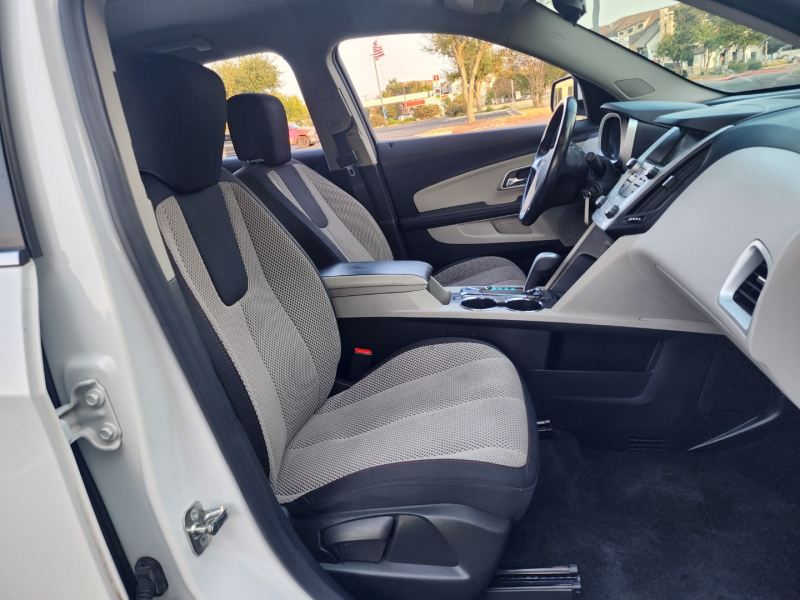 Chevrolet Equinox 2015 price $11,999