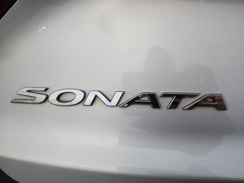 Hyundai Sonata 2016 price $10,999