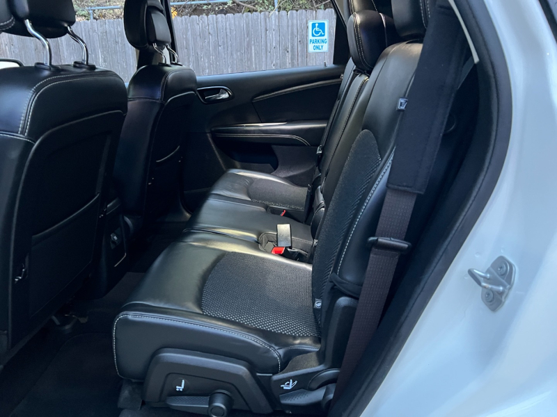 Dodge Journey 2019 price $16,450