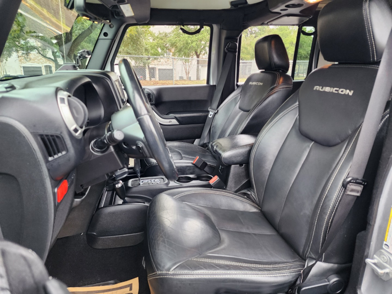 Jeep Wrangler Unlimited 2015 price $23,999
