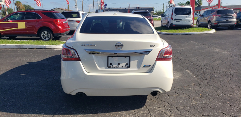 Nissan Altima 2013 price $5,100