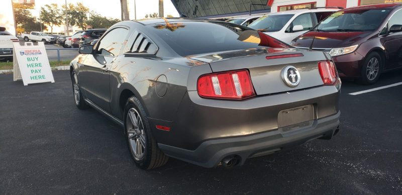 Ford Mustang 2011 price $9,600