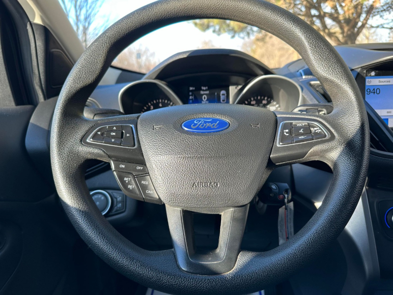 Ford Escape 2017 price $13,995