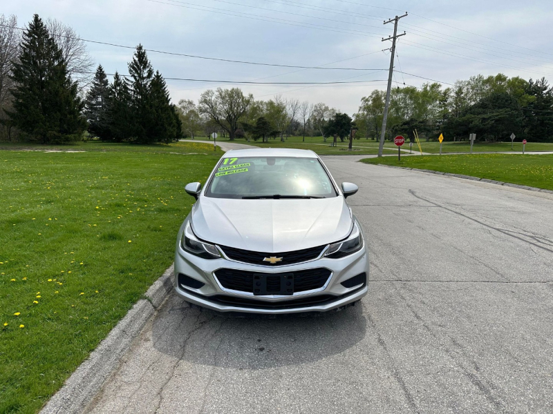 Chevrolet Cruze 2017 price $9,995