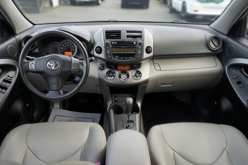 Toyota RAV4 2009 price $12,995