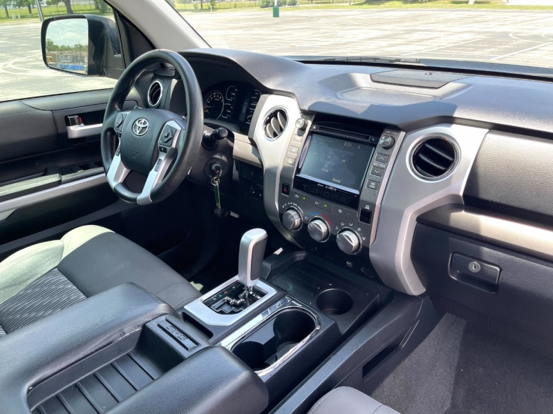 Toyota Tundra 2WD 2019 price $33,888