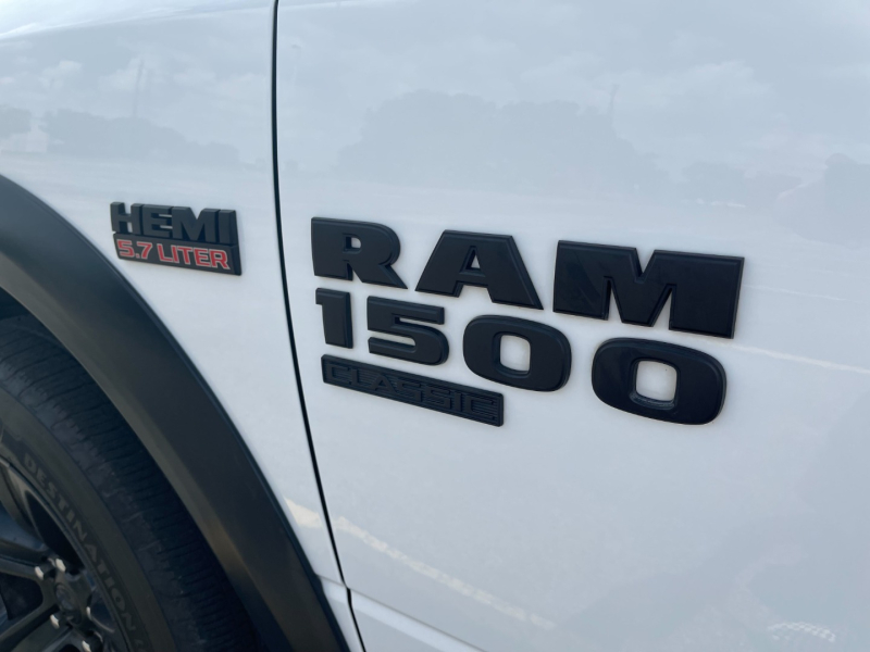 RAM 1500 CLASSIC 2021 price $31,588