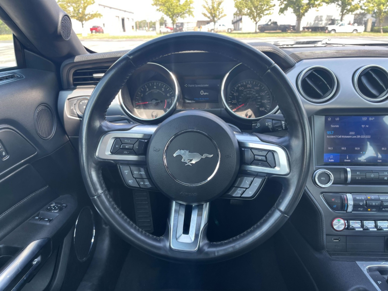 FORD MUSTANG 2022 price $27,888