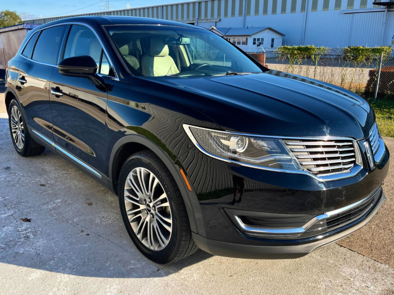 Lincoln MKX 2017 price $19,888