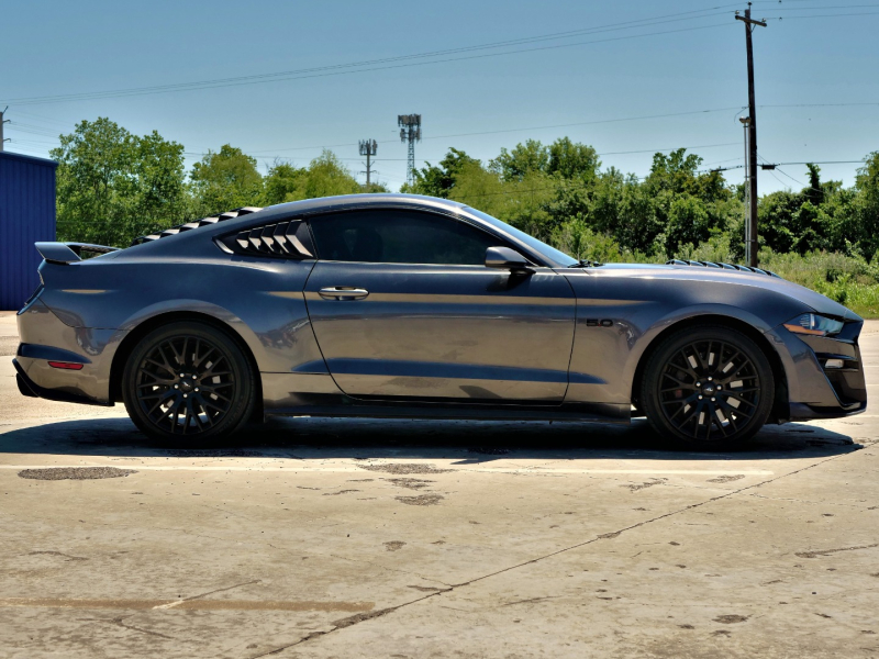Ford Mustang 2019 price $31,888