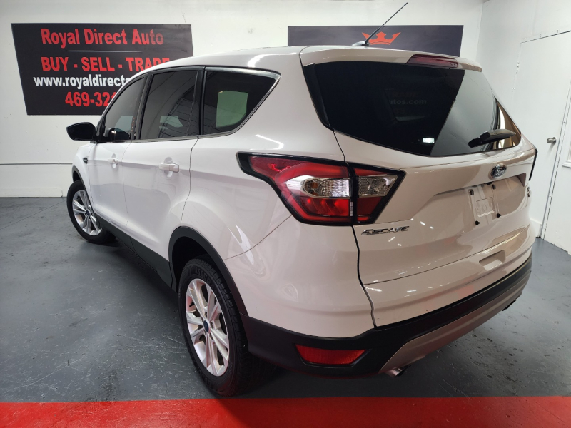 Ford Escape ONE OWNER 2018 price $11,995 Cash